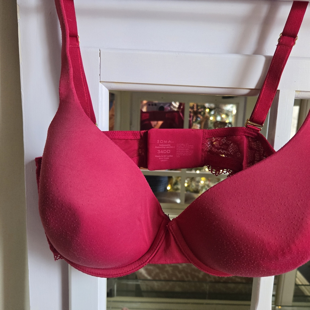 Soma Vibrant Lace Bra in Fuchsia